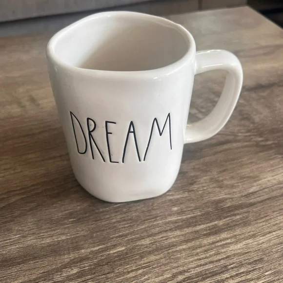 Rae dunn mug - Picture 1 of 4